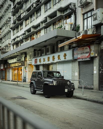 Personal M. 交車相片:深灰色 Jeep Wrangler